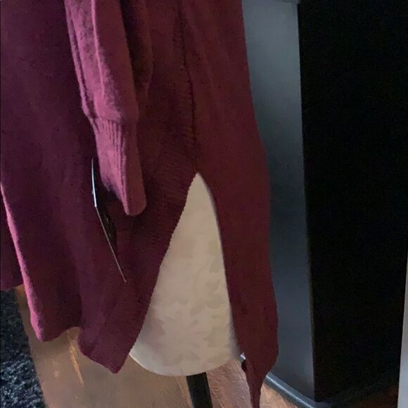 🌹IN San Francisco long sleeve shirt🌹 - Picture 3 of 7